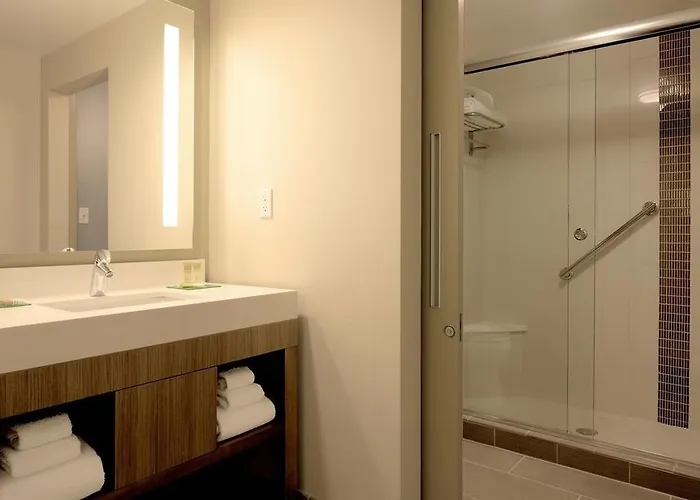 Hyatt Place Chicago Midway Airport Hotel