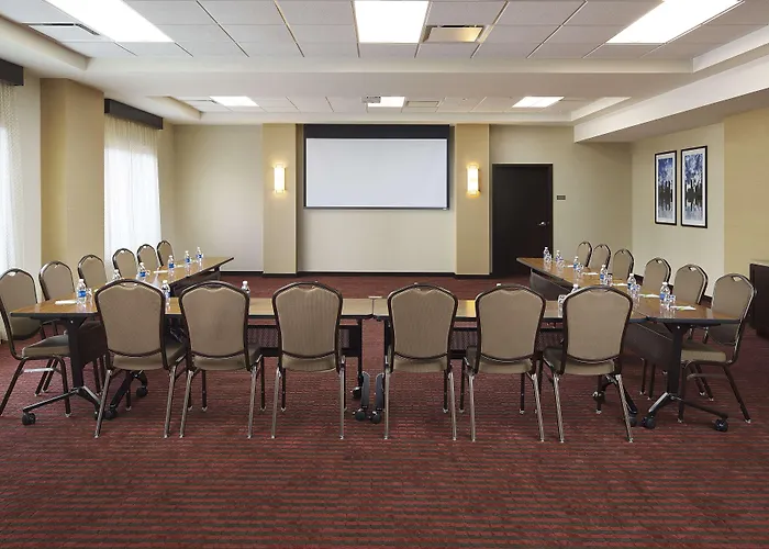 Hyatt Place Chicago Midway Airport Hotel Bedford Park