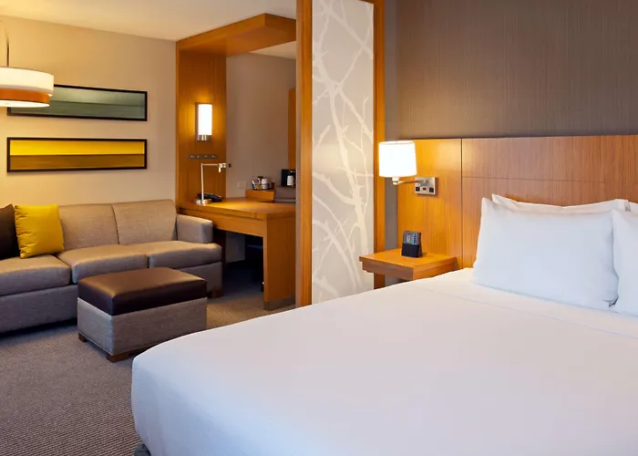 Hotel Hyatt Place Chicago Midway Airport 3*