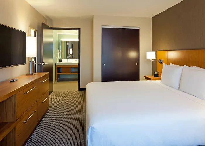 Hyatt Place Chicago Midway Airport Hotel