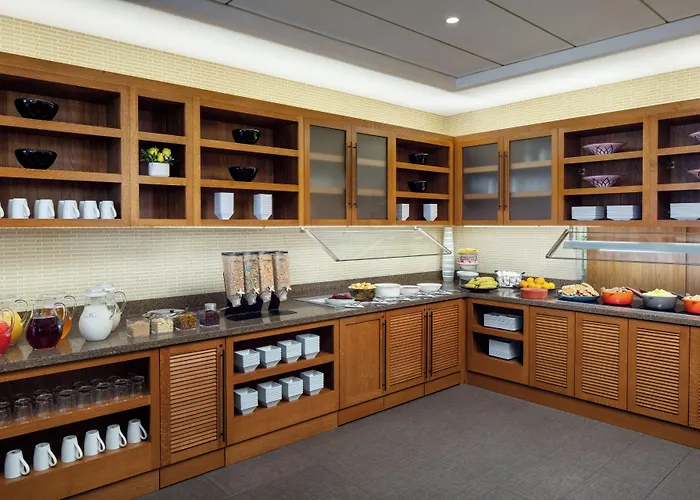 Hyatt Place Chicago Midway Airport Hotel 3*