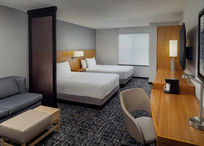 Hyatt Place Chicago Midway Airport Hotel